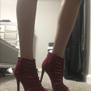 Flirty heels